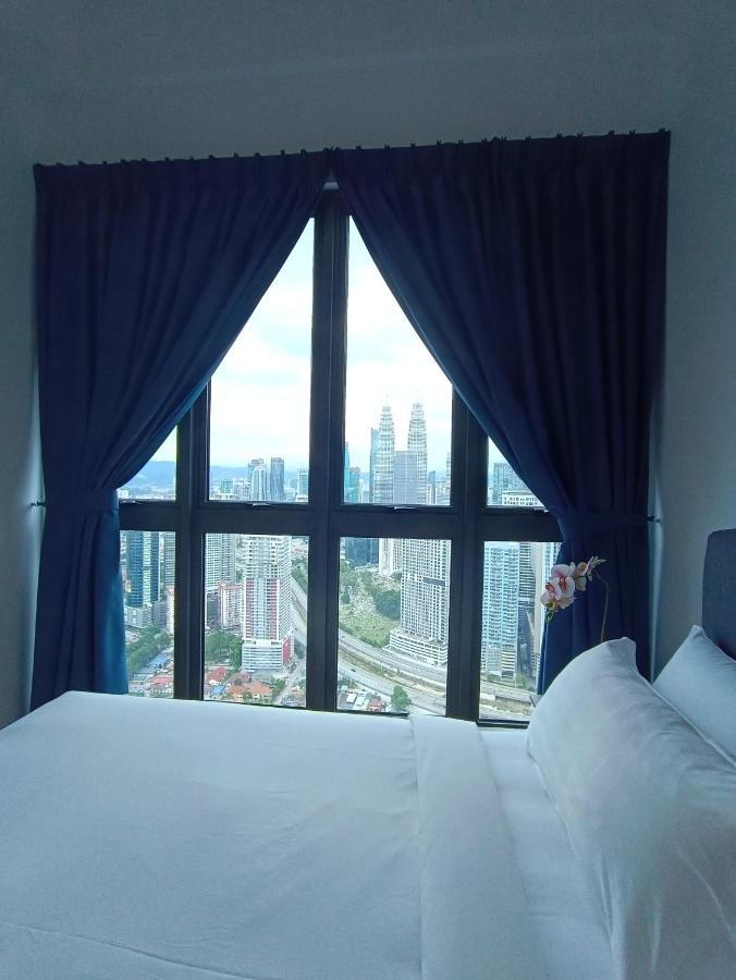 Lx 39A Balcony Klcc View 1 Bedroom Infinity Pool Kuala Lumpur Zewnętrze zdjęcie